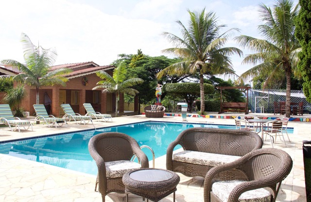Large house on gated community | Near Parachuting
