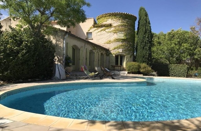 Large house with swimming pool in the heart of the Herault valley