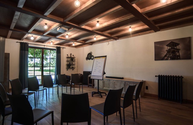 Large landhouse for14 to 22 people, where nature sits at your table in privacy.