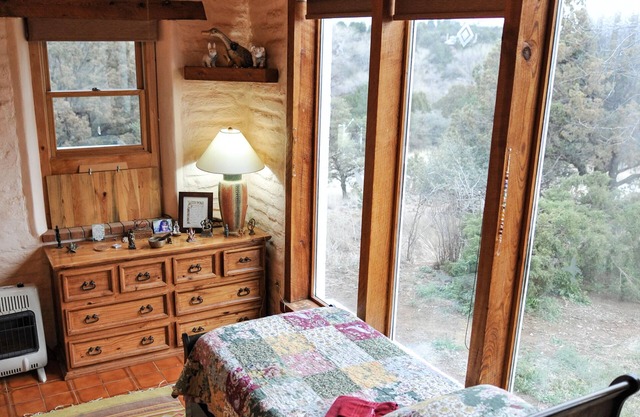Large Picture Windows for Viewing Mountains and wildlife