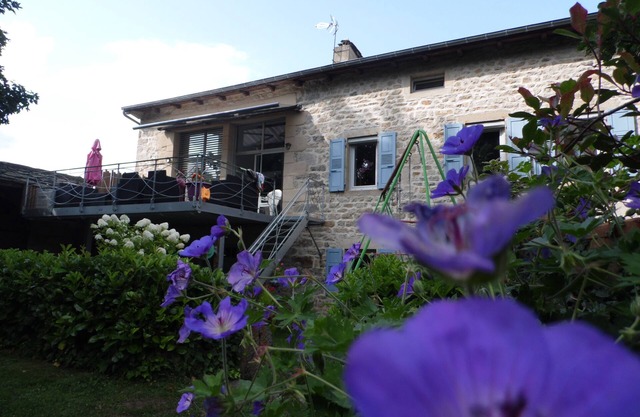 Large renovated house in a quiet location close to the village (all services on foot)