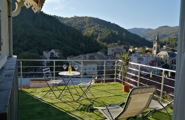 Large room with terrace and view including breakfast close to the spa