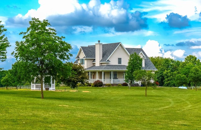Large Spacious Beautiful Country Home