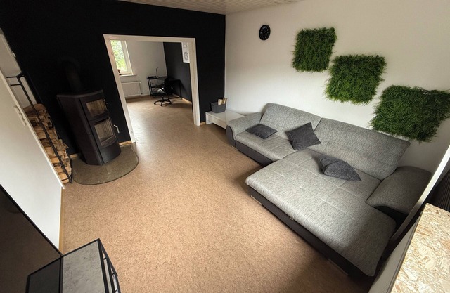 Large vacation apartment with garden and wallbox - pets also welcome