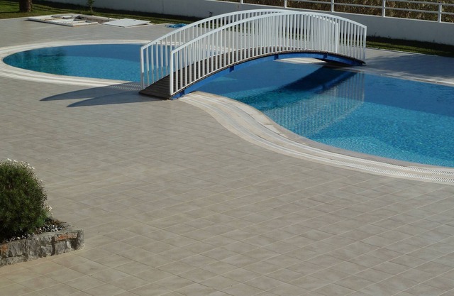 Large Villa Apartment 4 Double Bedrooms Superb Pool Lovely Outlook Near Beach