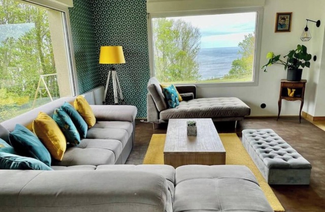 Large villa with sea view and Spa + Animal farm