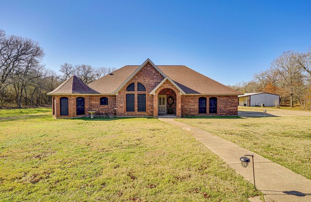 Large Yard, Fire Pit & Games: Grandview Haven!
