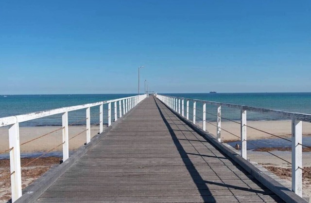 Largs Bay Beachside House - Beach - Wifi