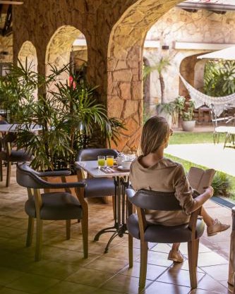 Las Lomas Casa Hotel