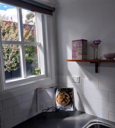 Lavender Cottage - Cute, Cosy & Pet Friendly
