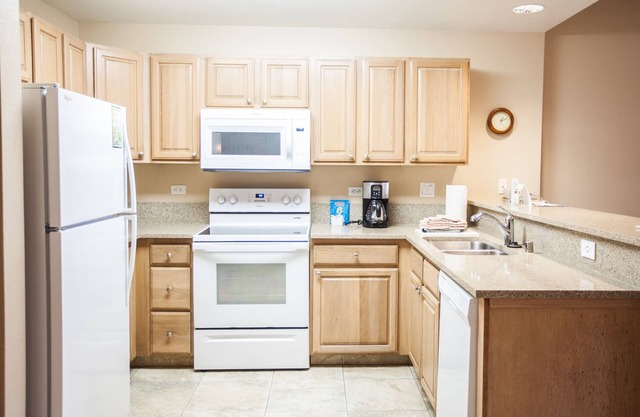 Lawai Beach Resort ~ 2B on Kauai's Sunny South Shore ~ Across from Snorkeling!