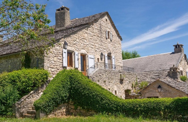 Le Bellevue - Location 4/6 Personnes à Saint Georges de Lévejac