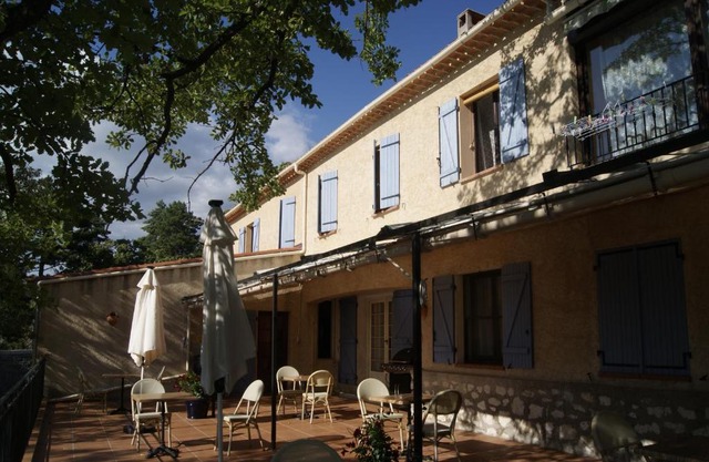Le Bosquet