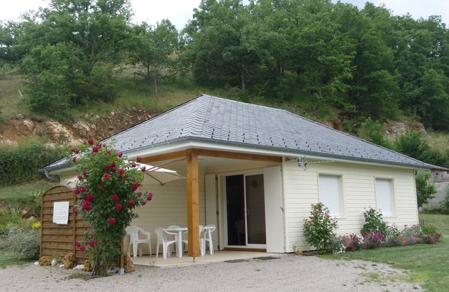 Le chalet de Rabassous, single-storey house near the Aubrac plateau