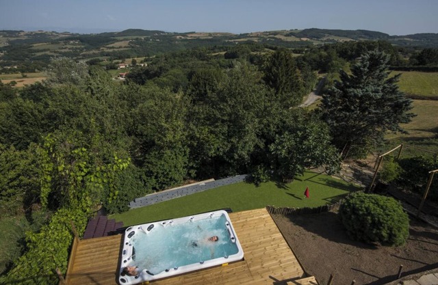 Le" Clos de l'ange Charming residence in Ardéche Verte, 30 minutes from Valence