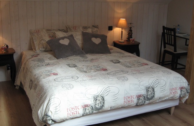 Le Clos de la Roche is located 19 kms from Rennes, room Bretillienne