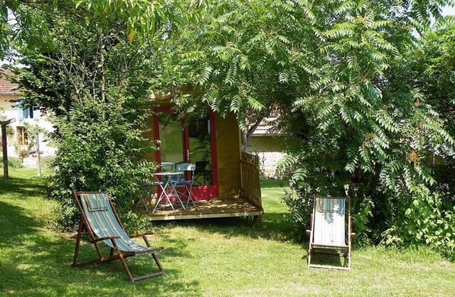 Le domaine de Pécany-Charming caravan La Mésange