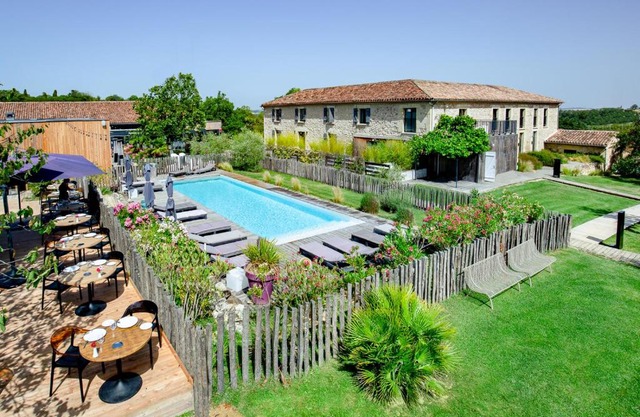 Le Domaine de Baulieu, Singuliers Hotels