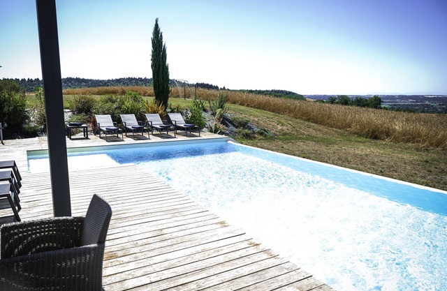 Le Domaine des Fargues - Country estate with swimming pool