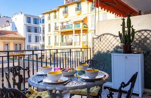 LE JOFFRE GRIMALDI AP2089 by RIVIERA HOLIDAY HOMES