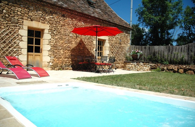 Le Lapin sur le Toit - Beautifully restored 18th-century barn, private heated swimming pool