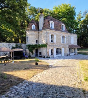 LE MANOIR PARADI