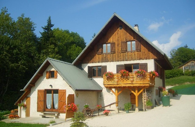 LE MARMOTTON - ENTREMONT LE VIEUX