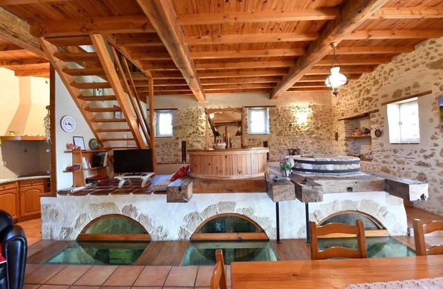 LE MOULIN D'AUBOUS - AUBOUS