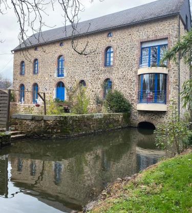 LE MOULIN DE MERAL