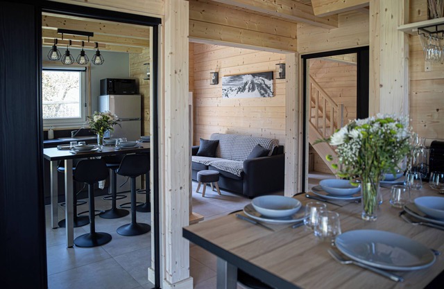 Le P'tit Chalet | Hiking, skiing & nature | Lake Geneva