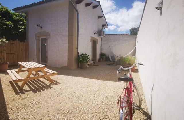 Le Petit Saugnieu Furnished gîte for 2 people