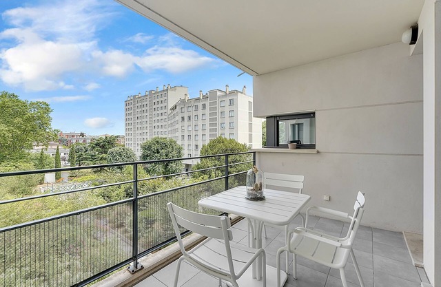 LE PRIEURE - One Bedroom Apartment, Sleeps 2