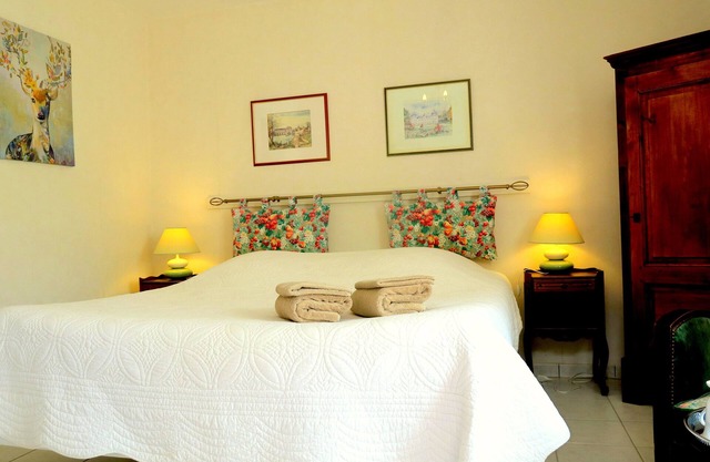 Le Puits, charming room near Chambord, Blois and Cheverny