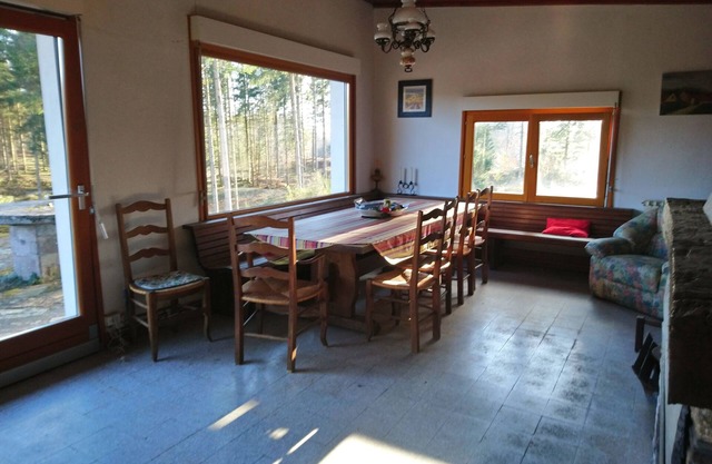Le Reposou Chalet in the heart of the Plateau des Mille Etangs Regional Park of Ballons