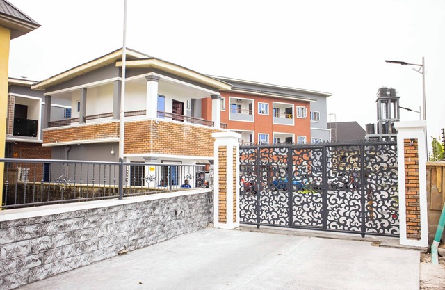 LE RIVERA APARTMENTS