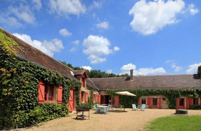 Le Souchet - Large country house, sleeps up to 11