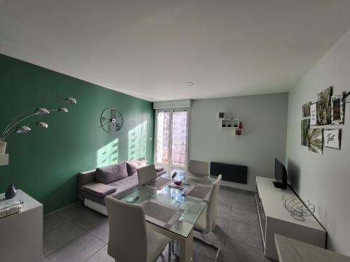 LE TOURISTIC Appartements