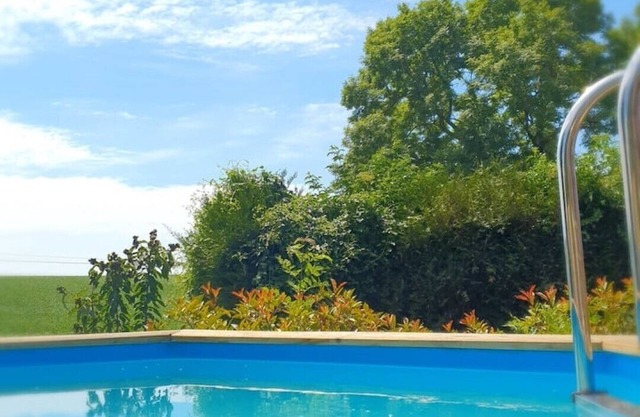 Le Tournesol - Charming 1 bedroom French Cottage