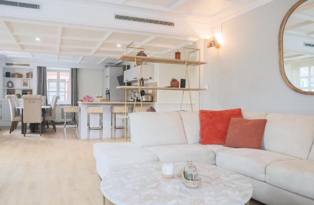 Le Tropical, Chic & Design