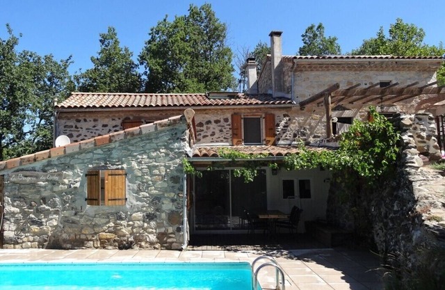 Le Vallon des Eto⭐: "La Bergerie" -Ardèche, Nature, Spa and private swimming pool