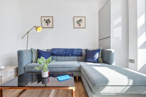 Lea Bridge Residence