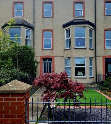 Leamington Beech Villa