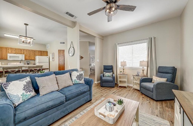 Leeward Isles 207