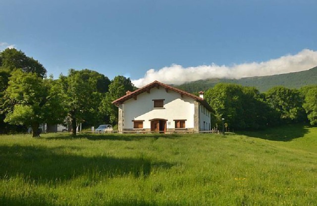 Lenco House for 8 people