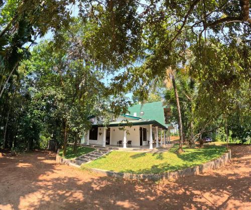Leon Hilltop Resort