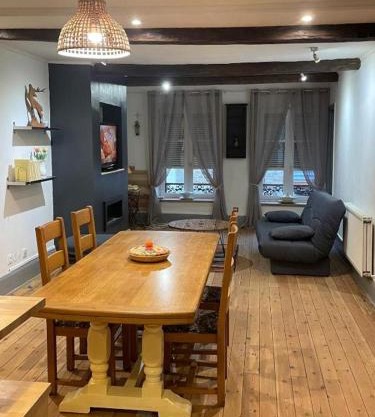 Les Gîtes de Monthermé Le Duplex avec vue sur la Meuse