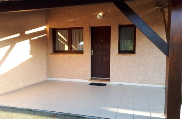 Les Genêts (T2 duplex) with swimming pool