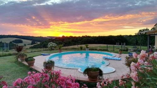 Les Hauts de Grazac, Chambres et Tables d'hôtes