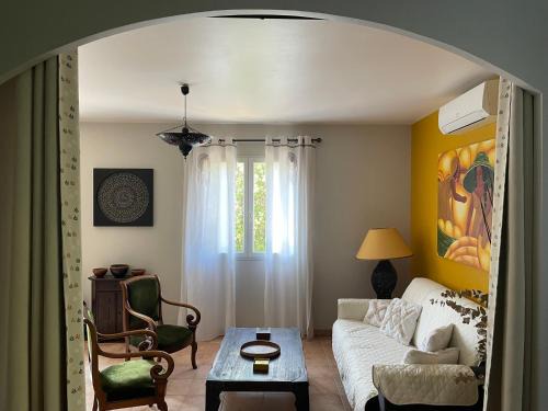 Les Jardins d'Holi appartement proche Uzès