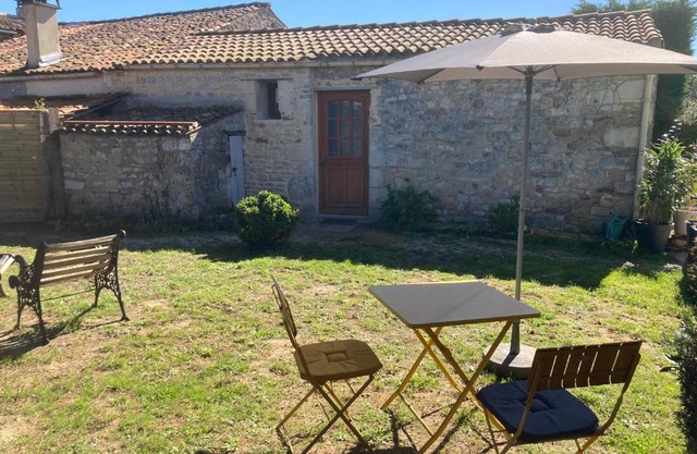 LES ROCHES gîte